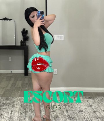 Kuşadası Anal Escort Hazal Arzuda Boğulduk