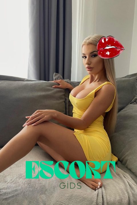 Kuşadası Bir Yaz Escort Günlüğü